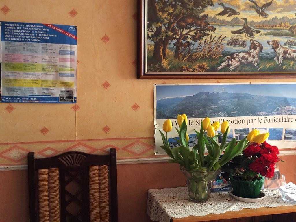 Hotel Maria Лурд Экстерьер фото